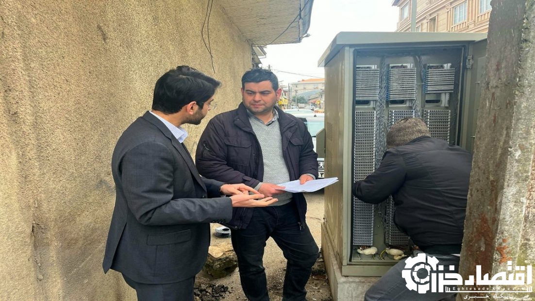 اجرای عملیات برگردان فیبرنوری شهرک حمیدیان مرکز میرزا کوچک ( ۵ ) رشت اجرای عملیات برگردان فیبرنوری شهرک حمیدیان مرکز میرزا کوچک ( ۵ ) رشت