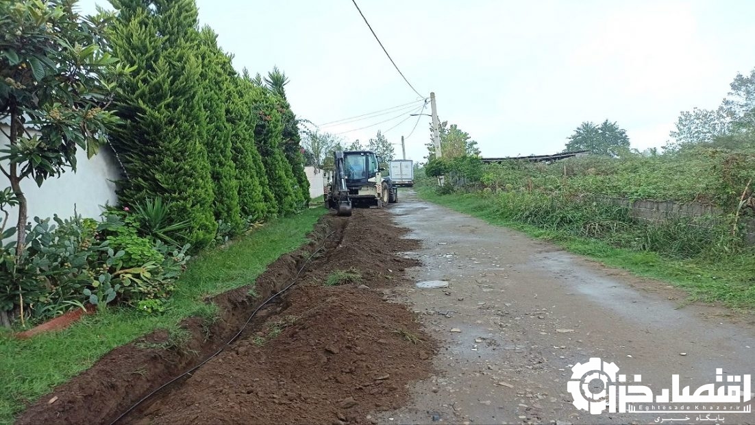 آغاز عملیات توسعه زیرساخت‌های ارتباطی در بالا‌محله بندر کیاشهر