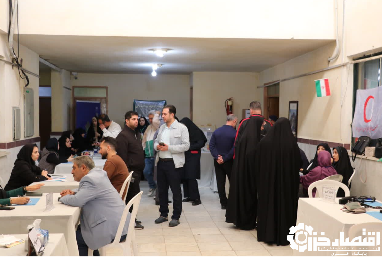 ارائه خدمات رایگان سلامت در مرکز علمی‌کاربردی جمعیت هلال‌احمر گیلان