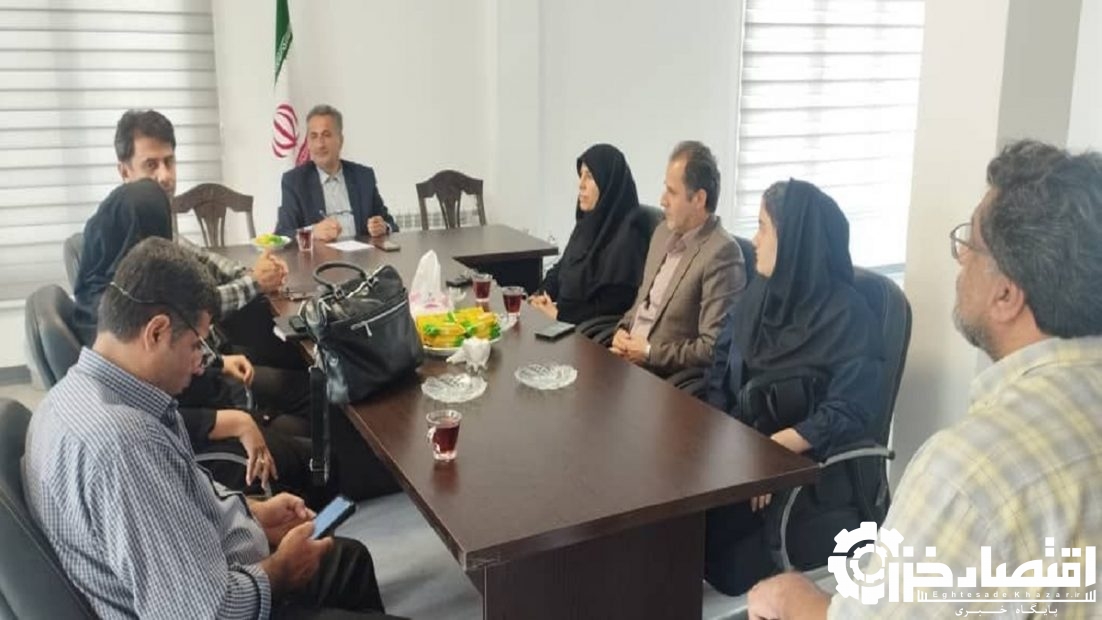 جلسه ارزیابی توسعه خدمات فیبرنوری در شهرک صنعتی حسن‌رود برگزار شد