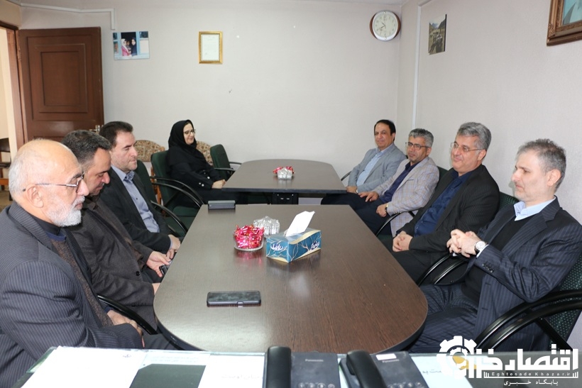 دیدار نوروزی مدیرکل نوسازی مدارس گیلان با اعضای مجمع خیرین مدرسه‌ساز