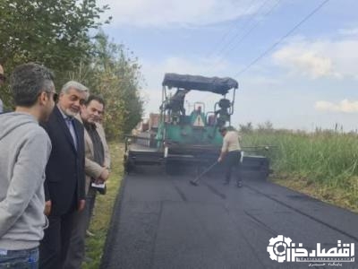 شتاب مطلوب در اجرای پروژه های آسفالت راه های روستایی رشت