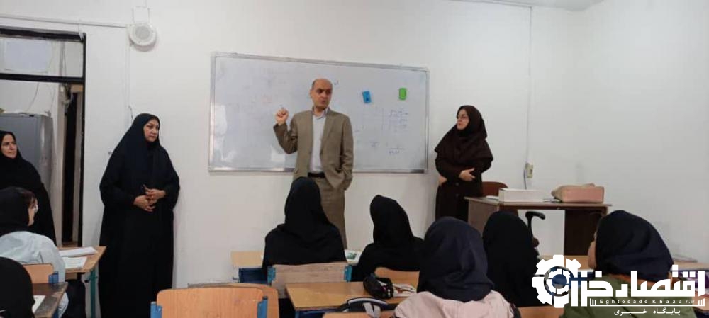 بازدید سرزده استاندار گیلان از مدرسه‌ دبیرستان دخترانه شهید امین اصغری در رشت