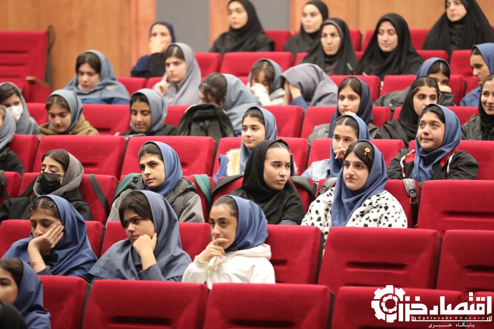 برگزاری کارگاه آموزشی خبرنویسی مقدماتی و سواد رسانه در منطقه آزاد انزلی