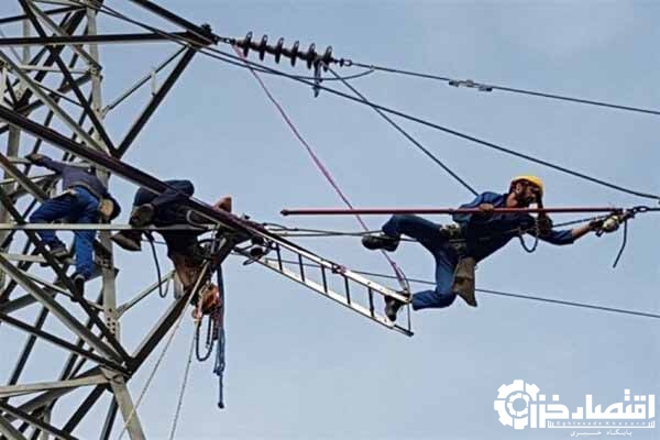 جایگزینی بیش از ۴۰۰۰ متر شبکه فرسوده سیمی در  کوچصفهان با کابل خودنگهدار