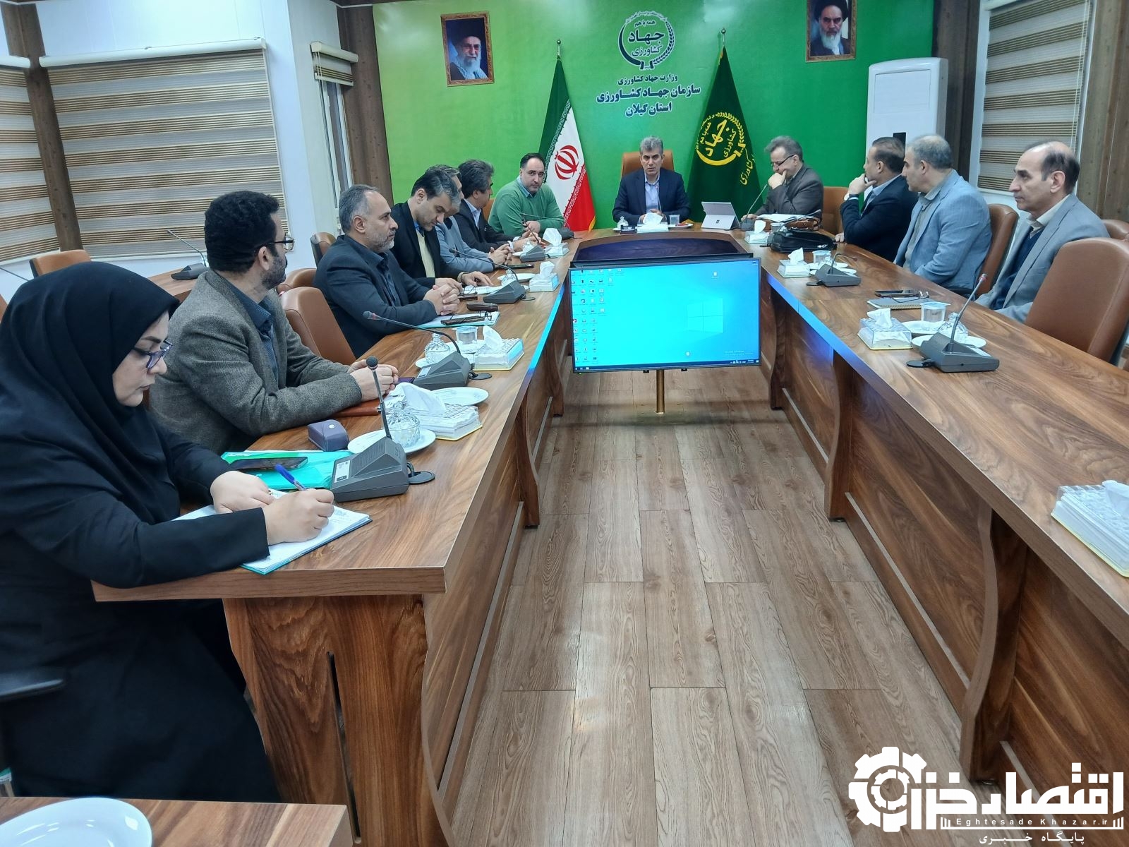 بازار را با دقت رصد کنید