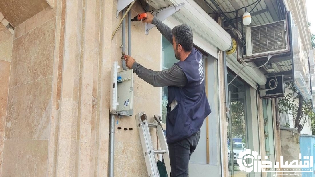 افزایش سرعت و پایداری ارتباطات با توسعه فیبر نوری در خیابان شهید بهشتی رضوانشهر