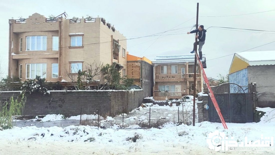 حفظ پایداری زیرساختهای ارتباطی شهرستان املش در پی شرایط جوی سرد و بارش برف حفظ پایداری زیرساختهای ارتباطی شهرستان املش در پی شرایط جوی سرد و بارش برف