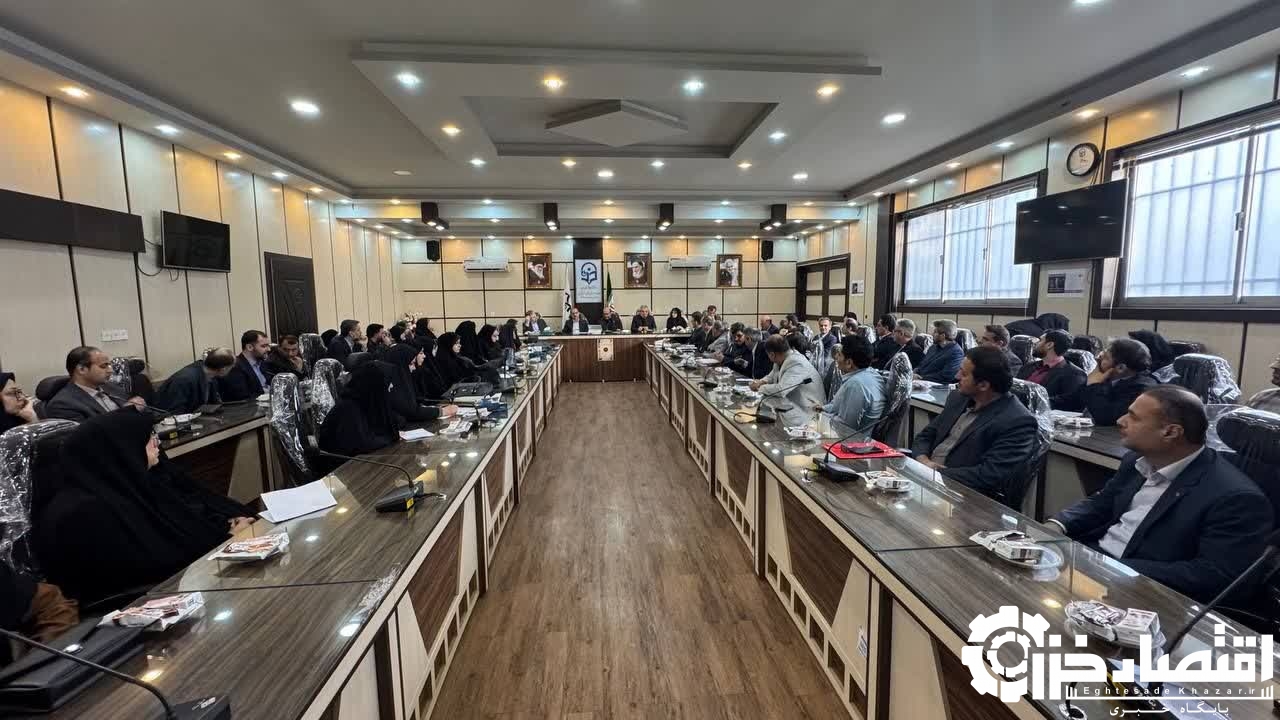 نشست مشترک معاون وزیر با مدیران آموزش ‌و پرورش استان و دانشگاه فرهنگیان گیلان