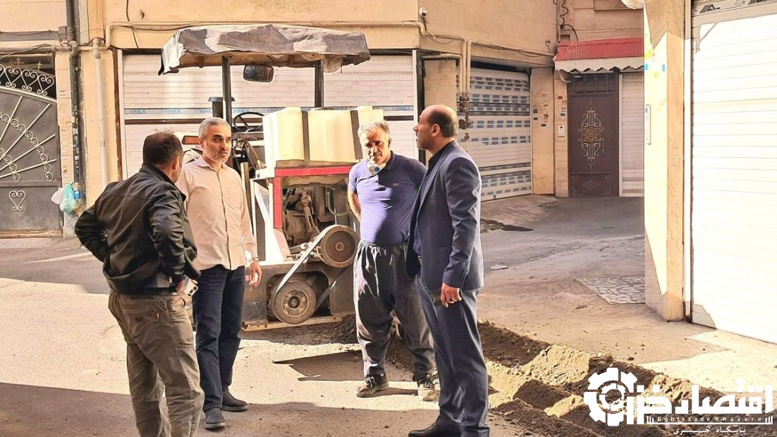 آغاز عملیات برگردان شبکه مسی به فیبرنوری در خیابان سعدی رشت