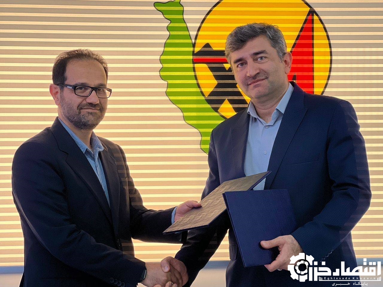 انعقاد تفاهم نامه همکاری شرکت توزیع برق گیلان با توزیع برق استان فارس