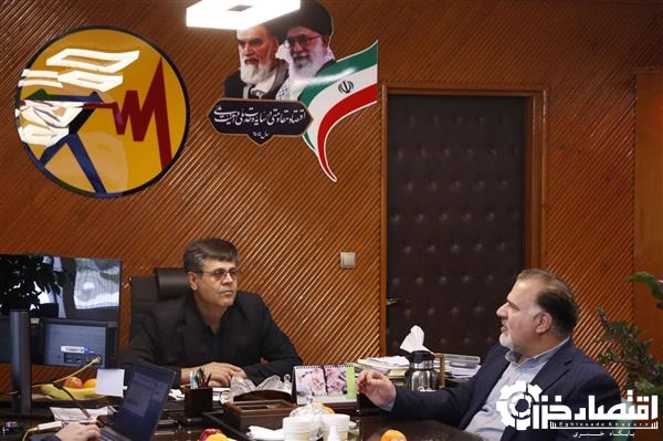 ایران قوی تسلیم تاریکی و خیال پردازی‌ها نمی‌شود