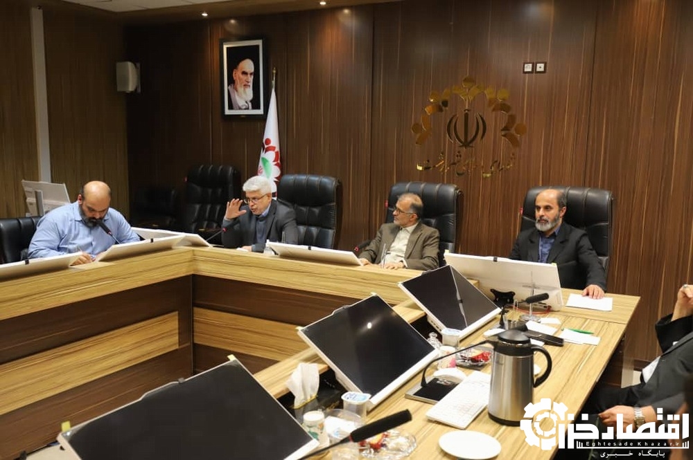 ارائه گزارش سازمان فرهنگی ورزشی در برگزاری مطلوب دومین کنگره بزرگداشت ۸۰۰۰ شهید گیلان در کمیسیون فرهنگی اجتماعی شورای شهر رشت