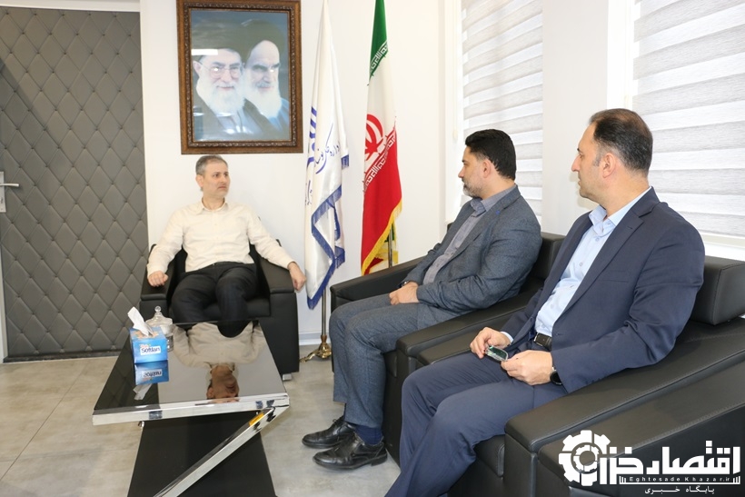 نشست هم‌اندیشی مدیر آموزش و پرورش بندرانزلی با مدیرکل نوسازی مدارس گیلان در راستای توسعه عدالت آموزشی