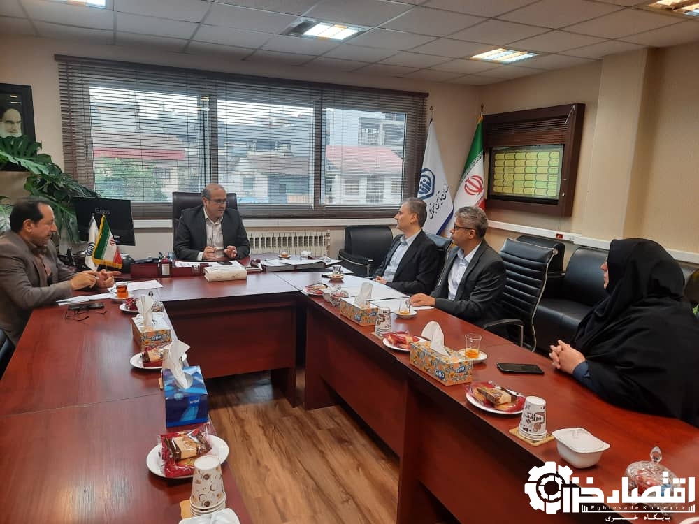 دیدار مدیرکل نوسازی مدارس گیلان با مدیرکل تأمین اجتماعی استان