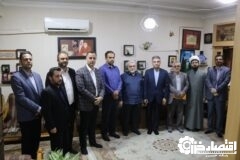 دیدار اعضای شورا و شهردار رشت با خانواده شهید والامقام دکتر صادق زرین