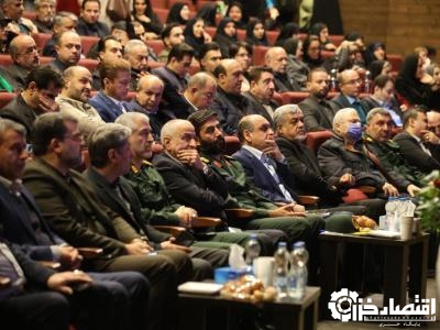 اجلاسیه ۱۴۰ شهید آرایشگر کشور و گرامیداشت ۲۳۷ شهید والامقام اصناف و بازار استان در رشت برگزار شد