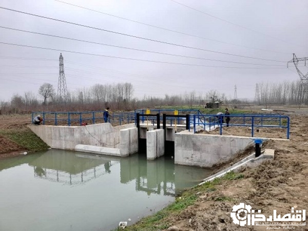 تکمیل بند انحراف آب کماچال در شهرستان آستانه اشرفیه