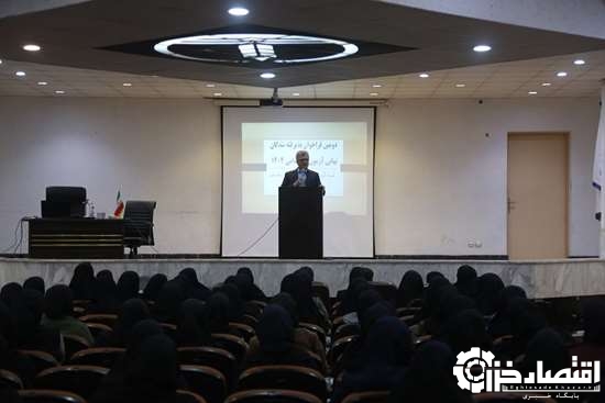 تأکید دکتر آشوبی بر تداوم خدمت‌رسانی جهادی به مردم در آیین استقبال از پذیرفته‌شدگان نهایی آزمون استخدامی ۱۴۰۴